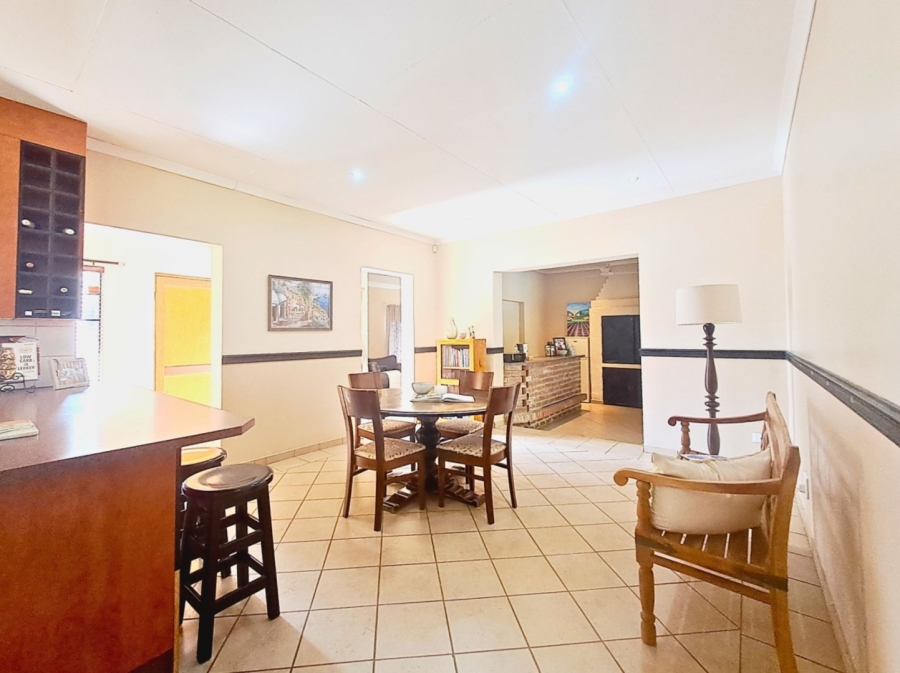 4 Bedroom Property for Sale in Safari Gardens North West